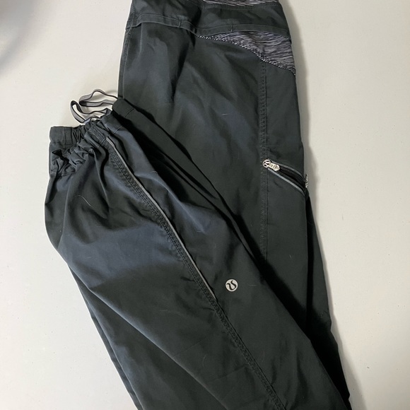 Lot of Lululemon sizes 4-8 - Picture 2 of 8